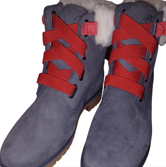 Timberland women JAYNE SHEARLING COLLAR BOOTS SIZE 8 - Picture 2 of 5